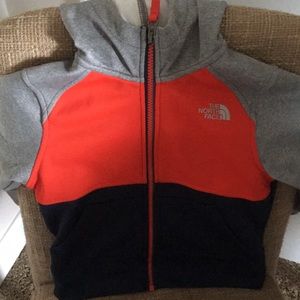 The north face zip up hoodie